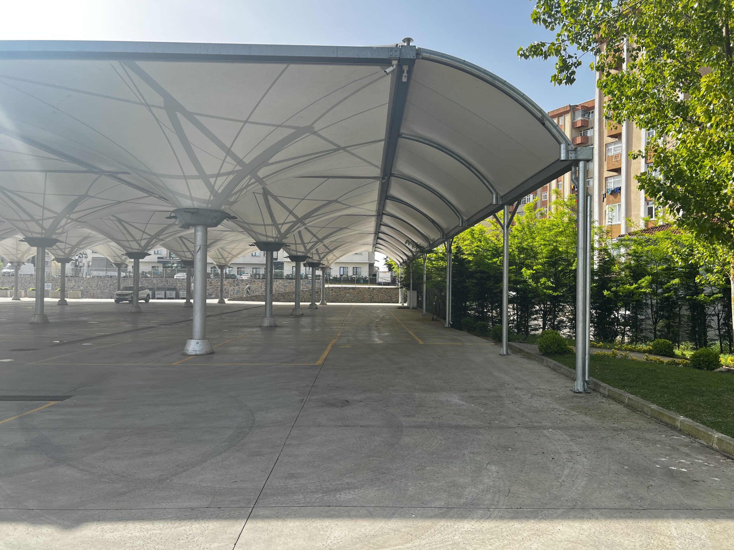Pendik Pazaryeri Çatı Tente Gölgelik Sistemi